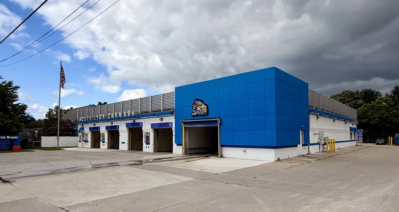 Lyon Auto Wash building and self-service bays on S Lafayette Street